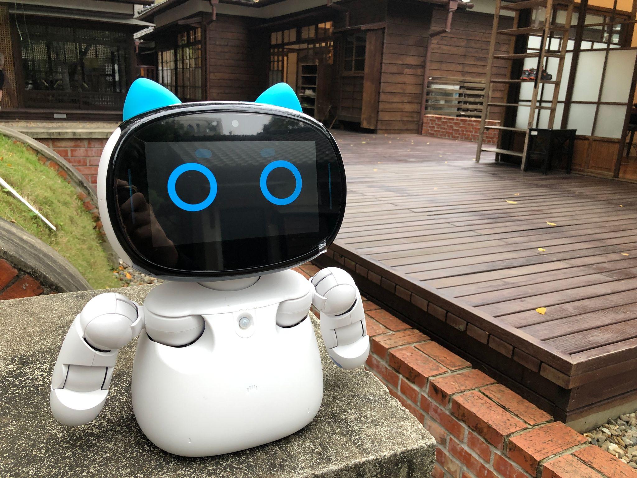 機器人凱比未來將加入「繪本說故事」團隊，歡迎來臺灣文學基地與凱比見面！